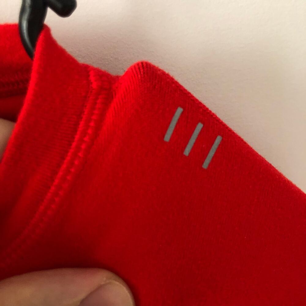 Lululemon Men's Long Sleeve T Shirt Red Size M *Missing Tag* Base Layer Running - Picture 5 of 13